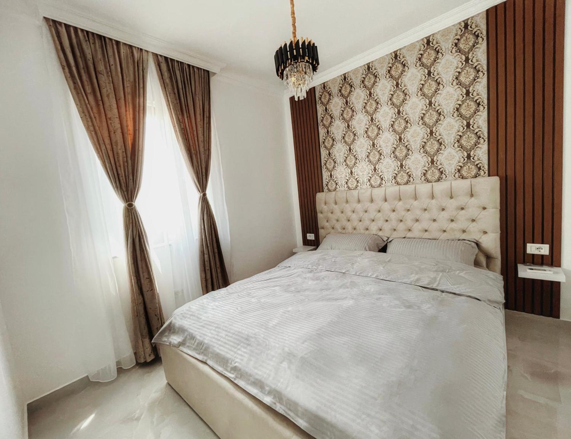 Rv Premium Apartments Arad Esterno foto